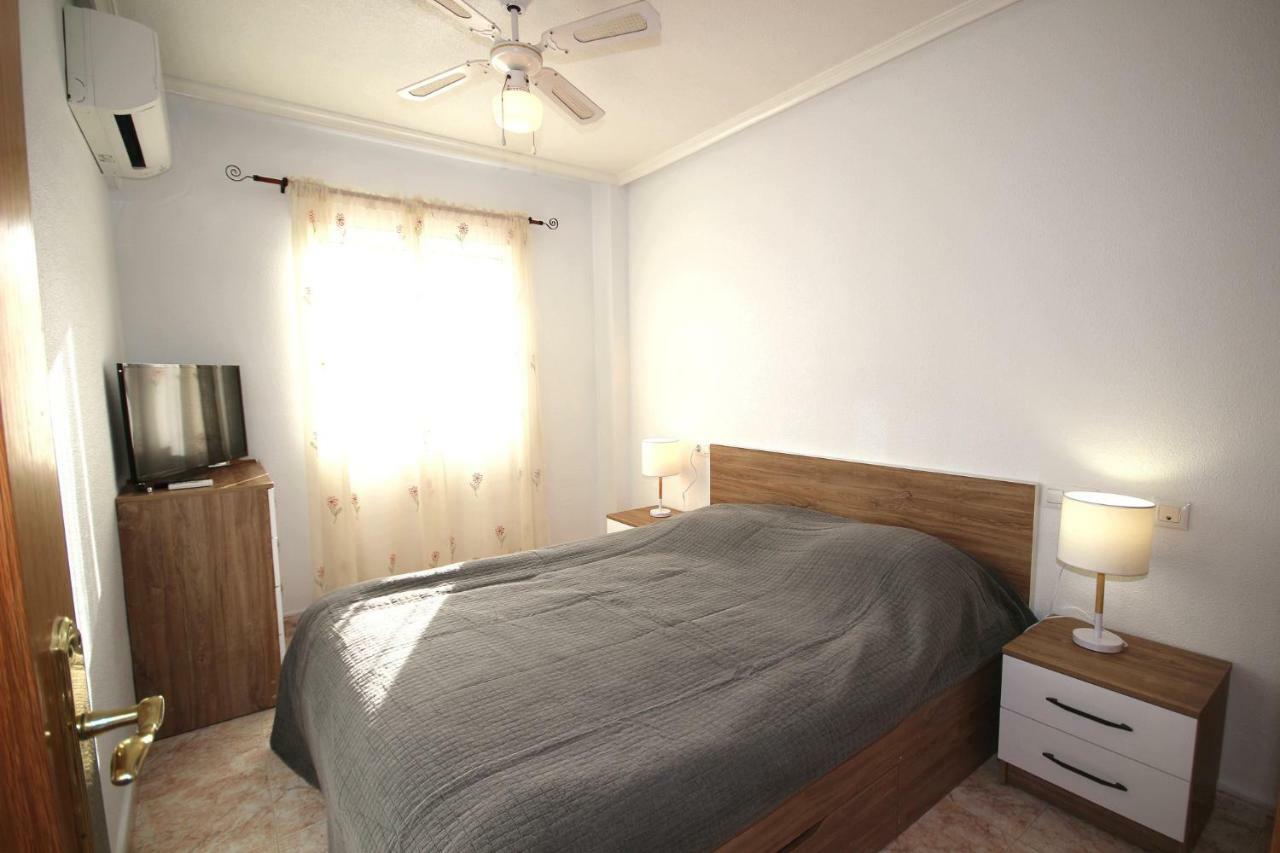 Apartment In La Mata Eneas 6 Torrevieja Kültér fotó